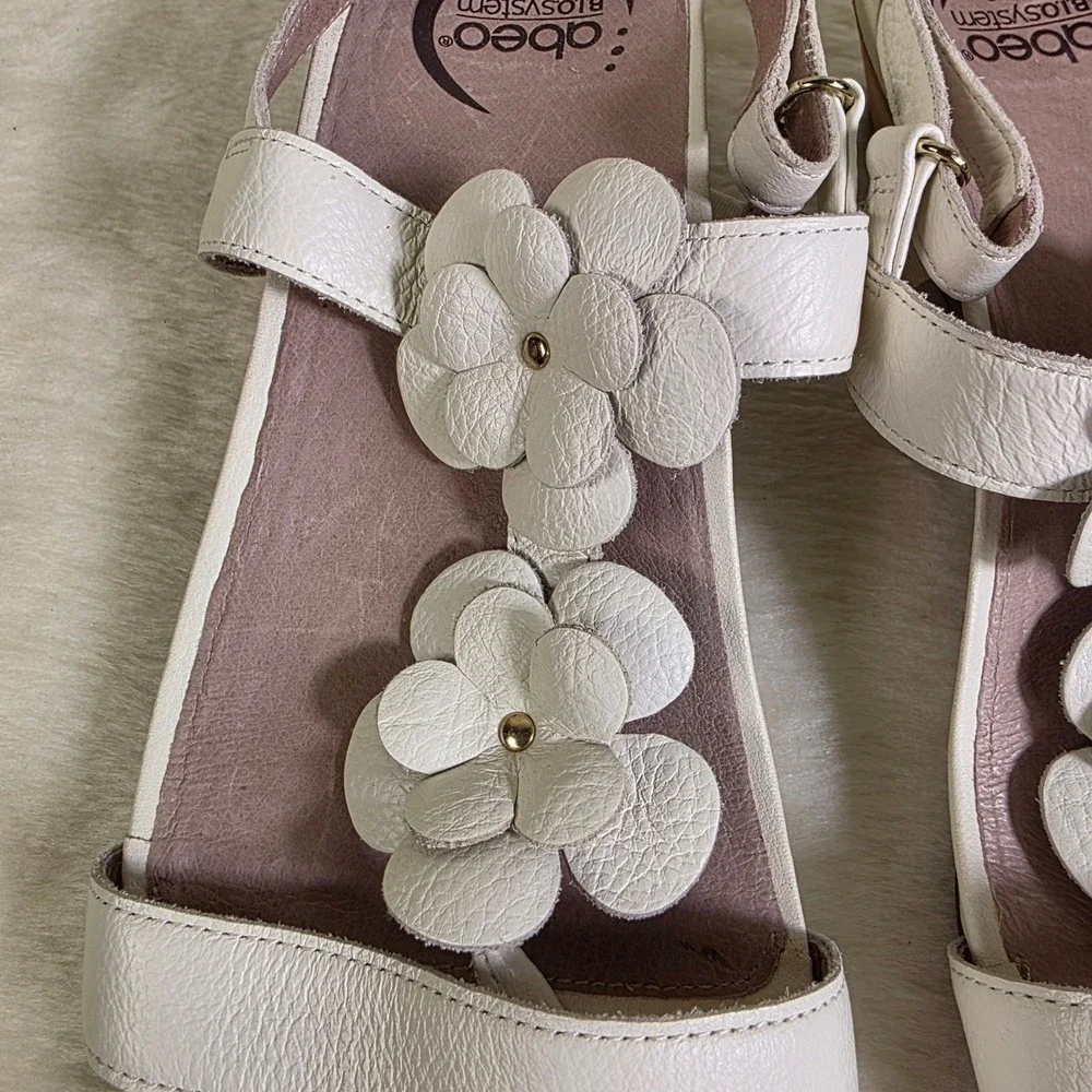 Abeo Ivy B.I.O.system Floral Leather Wedge Sandals White Womens 8 Narrow